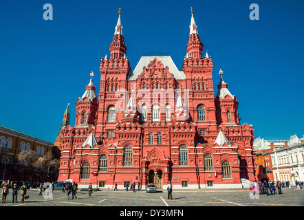 Ansicht des staatlichen historischen Museums auf dem Roten Platz in Moskau, Russland Stockfoto