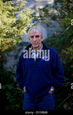 31.10.08 - Autor Peter Matthiessen in seinem Haus in Sagaponack, New York, 31. Oktober 2008. Matthiessen starb 5. April 2014 Stockfoto