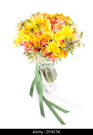 Frühling Blumen in einer Vase isoliert auf weißem Hintergrund Stockfoto
