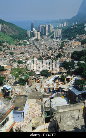 Von Rocinha Favela Blick über Rio de Janeirio, Brasilien, Südamerika Stockfoto