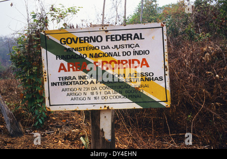 Funai National Indian Foundation, Ankündigung zum Schutz indigener Territorium, Amazonas, Brasilien Stockfoto