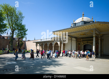 Istanbul, Topkapi-Palast, zweiten Hof, die Tor der Glückseligkeit Stockfoto