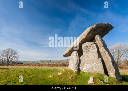 Trethevy Quoit befindet sich eine gut erhaltene neolithischen Dolmen Grabkammer in der Nähe von St Cleer und Darite in Cornwall, England UK Europa Stockfoto