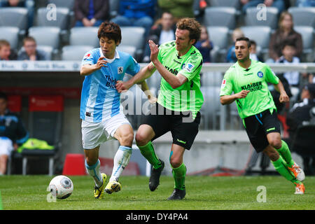 München, Deutschland. 6. April 2014. Yuya Osako (1860 München) Fußball: zweite Bundesliga-Spiel zwischen TSV 1860 München 3-0 Karlsruher SC in Allianz Arena in München. Kredit: D. Nakashima/AFLO/Alamy Live-Nachrichten Stockfoto