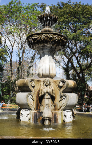 Der Brunnen der Central Park in Antigua in Guatemala Stockfoto