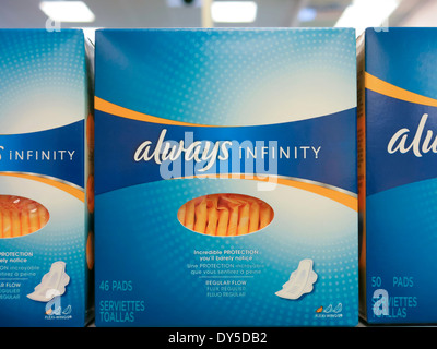 Immer unendlich Damenhygiene, CVS Drugstore, USA Stockfoto