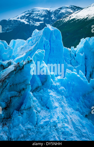 Der Perito-Moreno-Gletscher ist ein Gletscher im Nationalpark Los Glaciares im Südwesten der Provinz Santa Cruz, Argentinien.