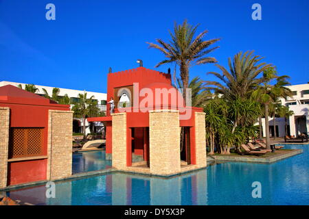 Swimming Pool am Hotel, Agadir, Marokko, Nordafrika, Afrika Stockfoto