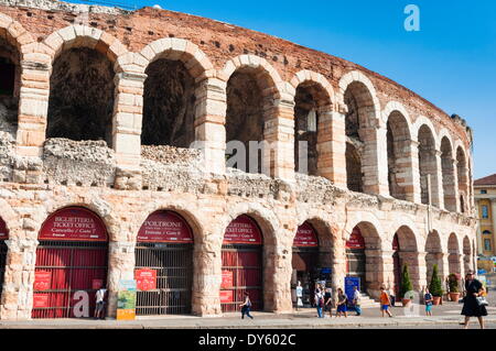 Innenraum der römische Arena, Verona, UNESCO World Heritage Site, Veneto, Italien, Europa Stockfoto