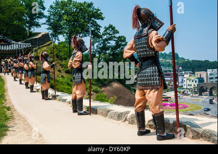 Wechsel der Wachablösung, Gongsanseong, Gongju Burg, Süd Chungcheong Provinz, Südkorea, Asien Stockfoto