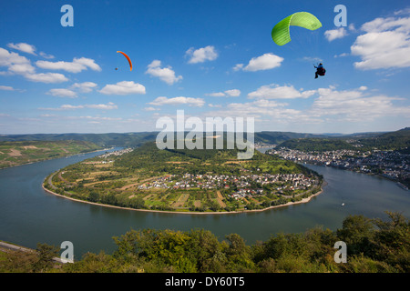 Gleitschirm am Rhein Sinuosity in der Nähe von Boppard, Rhein, Rheinland-Pfalz, Deutschland Stockfoto