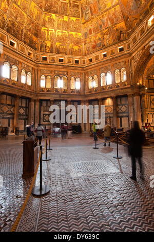 Das Battistero di San Giovanni (Baptisterium) in Florenz, Toskana, Italien, Europa Stockfoto