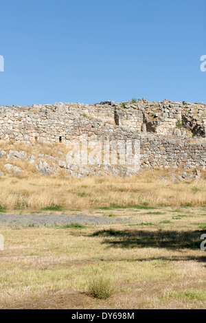 Ein Abschnitt Westseite mykenischen Zyklopenmauern Tiryns Peloponnes Griechenland möglicherweise port Mykene, Stockfoto