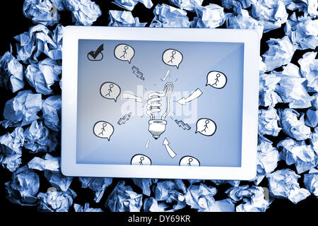Zusammengesetztes Bild der Glühbirne doodle mit Strichmännchen Stockfoto