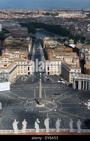 Blick auf dem Petersplatz, Rom, Italien Stockfoto