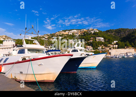 Javea Xabia Fischerboote im Hafen am Mittelmeer Alicante Spanien Stockfoto