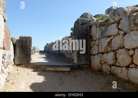 Tiryns ist eine mykenische archäologische Stätte in Argolis auf dem