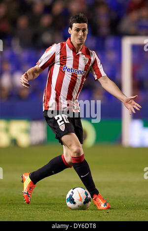 Valencia, Spanien. 7. April 2014. Aritz Aduriz von Athletic Bilbao in Aktion während der La Liga Spiel UD Levante V Athletic Bilbao am Stadion Ciutat de Valencia, Valencia zu übermitteln. Bildnachweis: Aktion Plus Sport/Alamy Live-Nachrichten Stockfoto