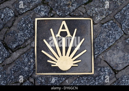 Zeichen der mittelalterlichen religiösen Route des Camino de Santiago, Spanien Stockfoto