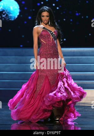 2012 Miss Universe Wahl Vorrunde bei PH Live Theater im Planet Hollywood Resort and Casino Las VegasFeaturing: Farah Eslaquit, Miss Nicaragua wo: Las Vegas Nevada USAWhen: 13. Dezember 2012 Stockfoto