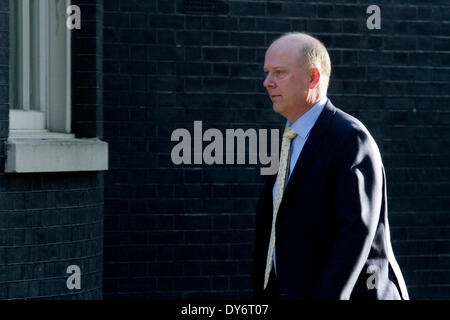 London UK. 8. April 2014. Chris Grayling MP Lord Chancellor und Staatssekretär für Justiz kommt in der Downing Street für die wöchentlichen Kabinettssitzung Credit: Amer Ghazzal/Alamy Live-Nachrichten Stockfoto