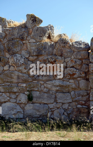 Blick westlichen Festungsmauer aus im unteren Akropolis Tiryns Peloponnes Griechenland möglicherweise Port Mykene, Stockfoto