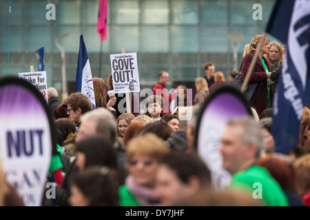 MANCHESTER, England. Lehrer zu inszenieren einen Eintägiger Streik. Stockfoto