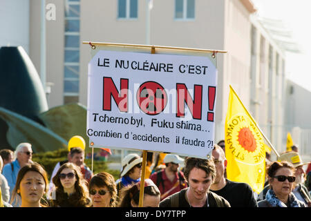 Anti-Atom Demonstration am 3. Jahrestag der Atomkatastrophe von Fukushima, im Atomkraftwerk Fessenheim Stockfoto