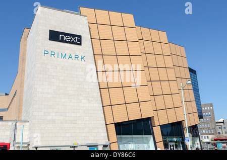 Erpel-Zirkus-Einkaufszentrum im Zentrum von Plymouth Stockfoto