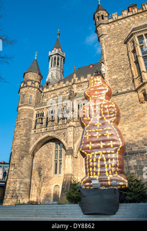 Rathaus und große Printen auf dem Markt in Aachen, Deutschland Stockfoto