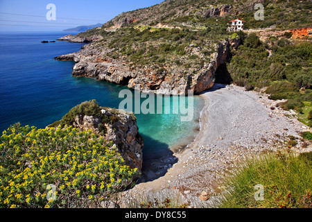 Morder (oder "Foneas") Strand, in der Nähe von (West-) messenischen Mani, Messenien, Kardamyli, Peloponnes, Griechenland. Stockfoto