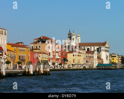 Zattere Fondamenta Zattere Al Ponte Lungo Ponte Lungo und Fondamenta Zattere Ki Gesuati, Canele della Giudecca Dorsoduro, Venedig Stockfoto