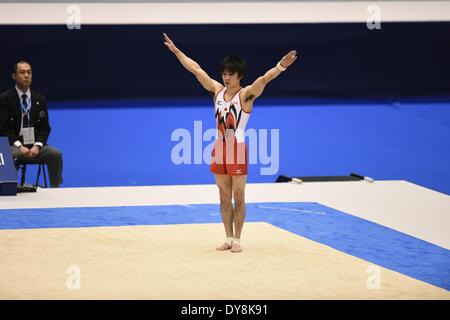 Tokio, Japan. 5. April 2014. Kohei Uchimura (JPN) Kunstturnen: FIG Kunstturnen WM Tokio CUP 2014 der Herren Einzelmehrkampf, Bodenturnen, am Tokyo Metropolitan Gymnasium in Tokio, Japan. © Hitoshi Mochizuki/AFLO/Alamy Live-Nachrichten Stockfoto