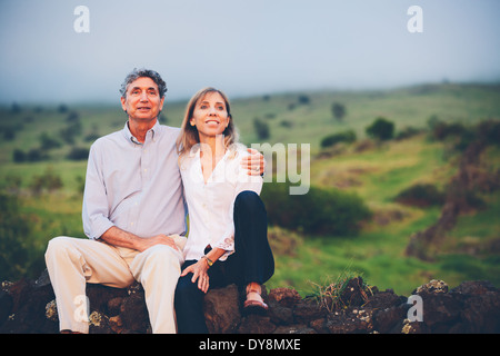 Glücklich liebende Mitte paar im Alter von Stockfoto
