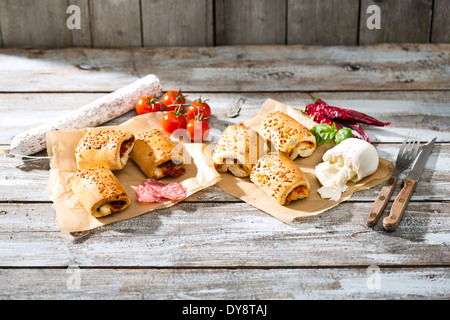 Panini Alla Pizzaiola, Pizza Brötchen gefüllt mit chili Stockfoto