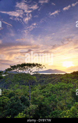 Philippinen, Palawan, Port Barton, erhöhten Blick auf die umliegenden Inseln und Albaguen Insel Stockfoto