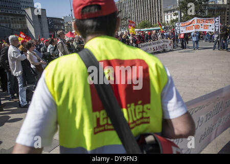 Paris, Frankreich. 10. April 2014. Demonstration der Eisenbahn Rentner in Paris am 10. April 2014. (Foto von Michael Bunel/NurPhoto) Bildnachweis: Michael Bunel/NurPhoto/ZUMAPRESS.com/Alamy Live-Nachrichten Stockfoto