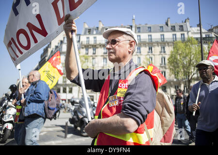 Paris, Frankreich. 10. April 2014. Demonstration der Eisenbahn Rentner in Paris am 10. April 2014. (Foto von Michael Bunel/NurPhoto) Bildnachweis: Michael Bunel/NurPhoto/ZUMAPRESS.com/Alamy Live-Nachrichten Stockfoto