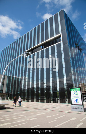 Die Stadt von Corby Cube in Northamptonshire England UK A Theater, Bibliothek und Restaurant-Komplex Stockfoto