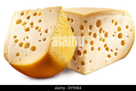 Zwei Stücke von Emmentaler Käse Kopf isoliert auf einem weißen Hintergrund. Stockfoto