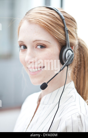 Telemarketer bei der Arbeit Stockfoto