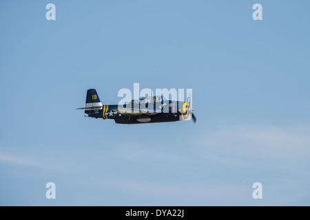 Grumman TBM-3 Avenger "Charlies Heavy" auf der IWM Duxford Flying Legends airshow Stockfoto