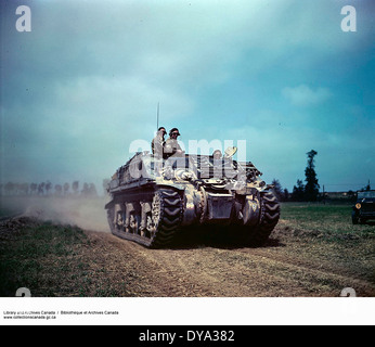 WW II, historische, Krieg, Weltkrieg, Zweiter Weltkrieg, tank, Sherman, Feld, Invasion, 1944, Frankreich, Europa, Stockfoto