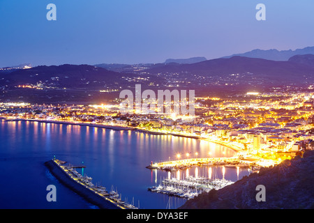 Luftbild von Javea Hafen und Stadt von Cabo San Antonio. Alicante. Spanien Stockfoto