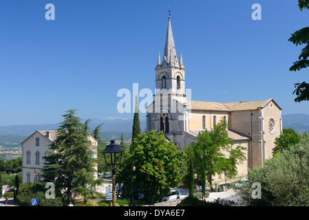 Europa, Frankreich, Provence, Vaucluse, Goult, Kirche, Gebäude Stockfoto