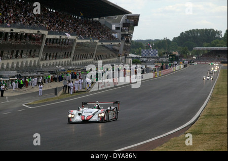 Audi Japan R8 Le Mans 2004. Gewinner Stockfoto