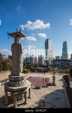 Herbst, Bong-Eum, buddhistische, Korea, Asien, Seoul, Stadt, bunte, Sehenswürdigkeit, Park, Religion, Statue, Tempel, Tourismus, Reisen Stockfoto