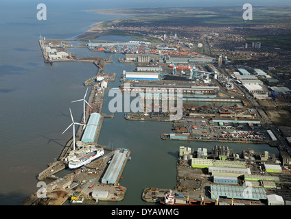 Luftaufnahme von Liverpool Docks in Seaforth, nördlich der Stadt Stockfoto