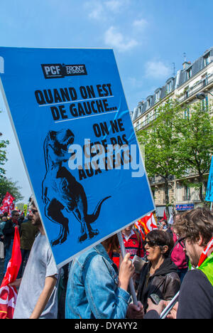 Paris, Frankreich, politische linke Demonstration gegen die Sparpolitik der sozialistischen Regierung, Front de Gauche, Kommunistische Partei, Französisch protest Poster Stockfoto