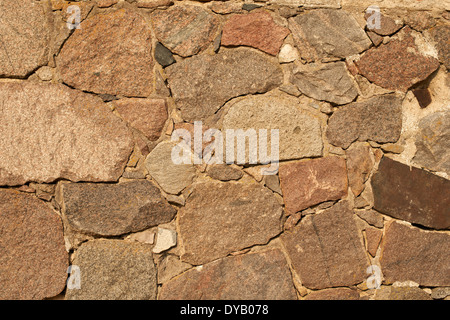 Muster der alten Steinmauer aufgetaucht Stockfoto